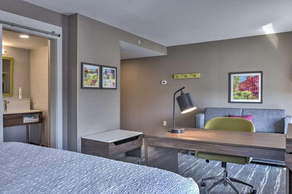 Hampton Inn & Suites Keene Værelse billede