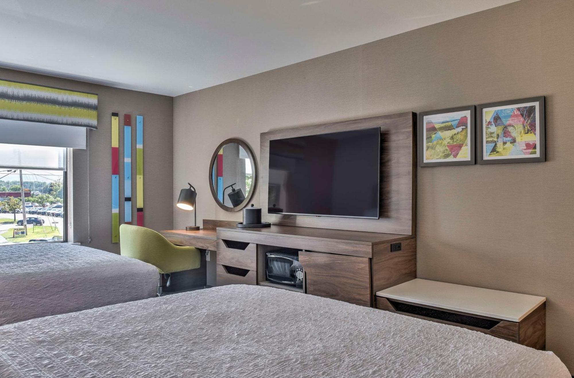 Hampton Inn & Suites Keene Eksteriør billede