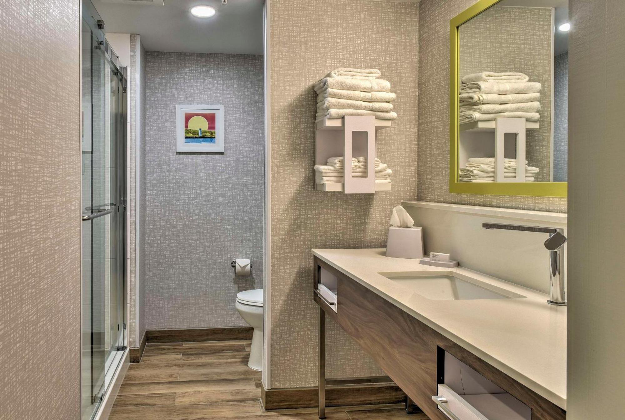 Hampton Inn & Suites Keene Eksteriør billede