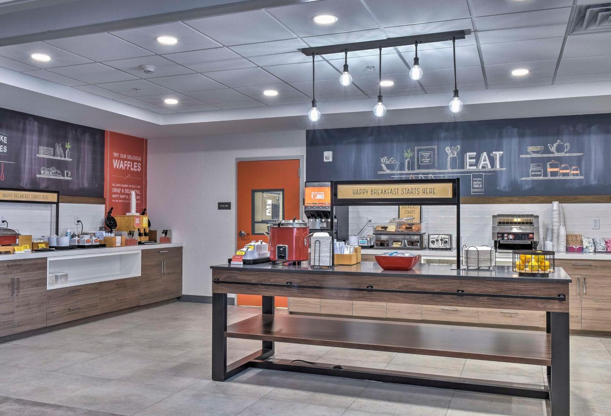 Hampton Inn & Suites Keene Eksteriør billede